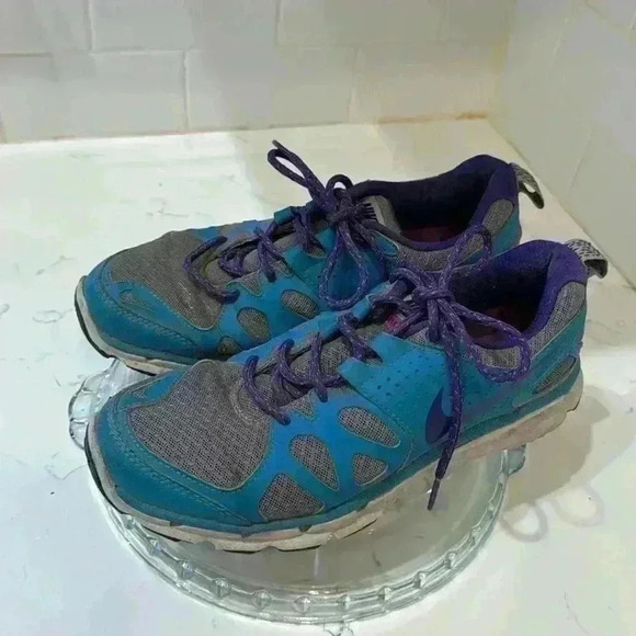 Women’s Nike Flex Trail turquoise & purple size: 7.5 Pre-Owned - Picture 2 of 10